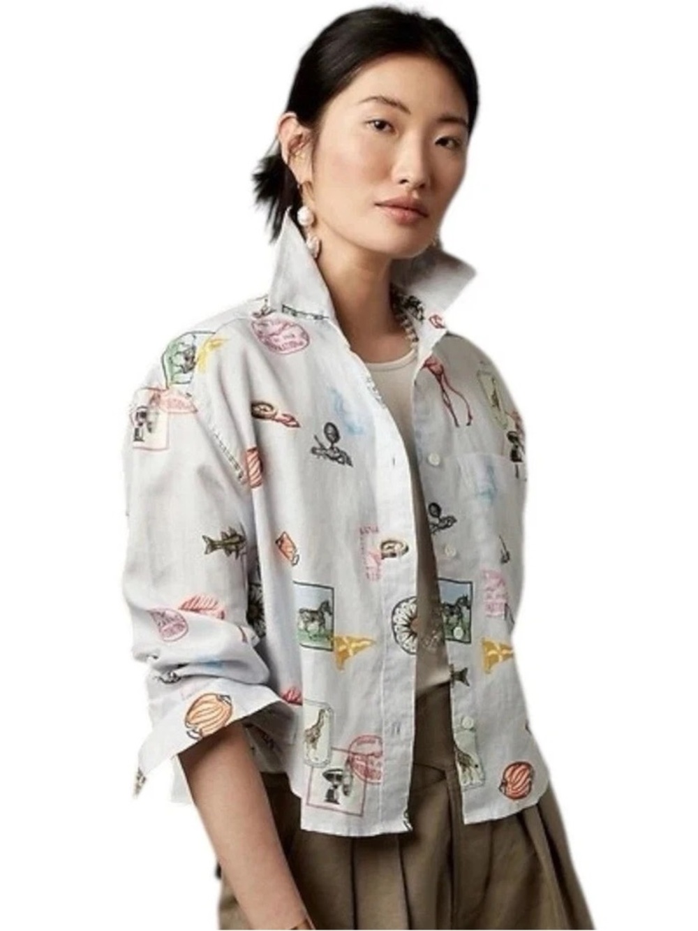 Banana Republic | 100% Linen Boxy Cropped Button Down in Safari Passport Print